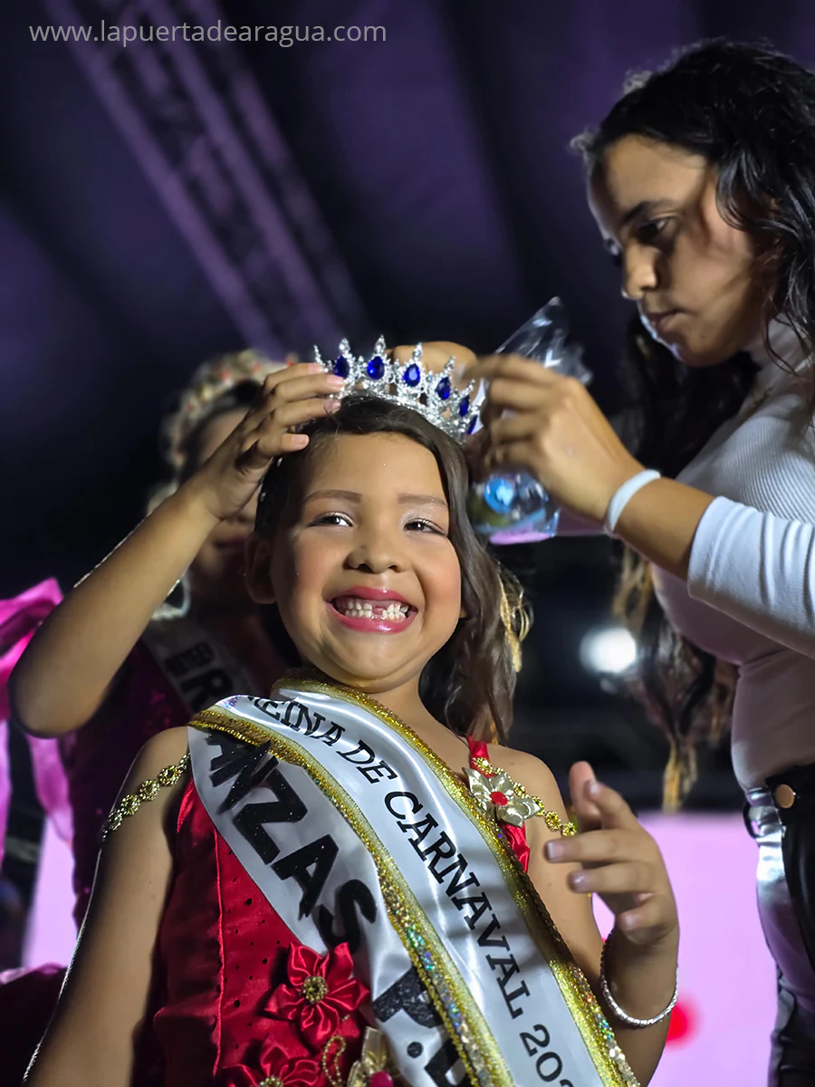 Giselle Pino, reina de la categoría Baby de los carnavales de Las Tejerías durante 2025.